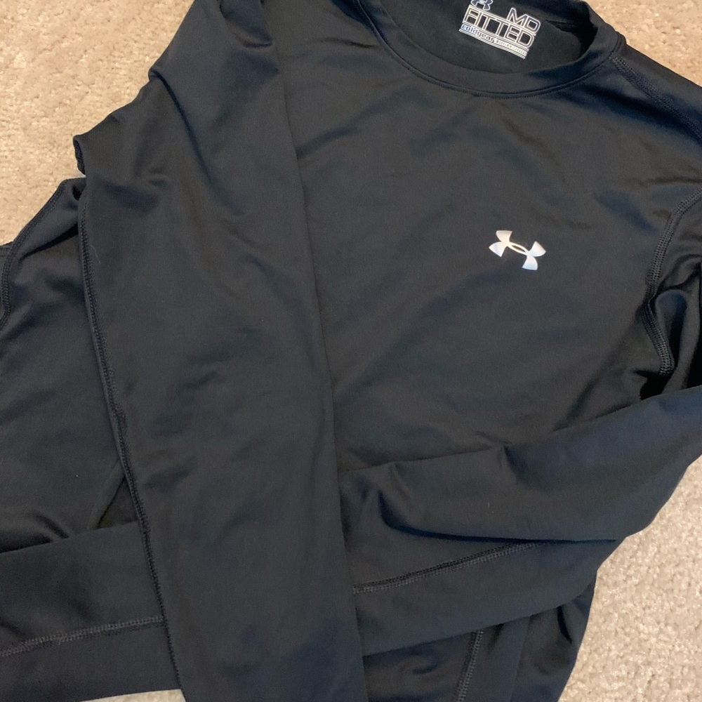 Long sleeved under armour black cold gear